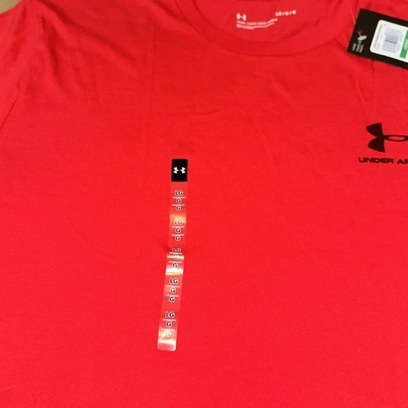 NWT Under Armour Men Sport style loose short sleeve red T-shirt LARGE size - Picture 5 of 5